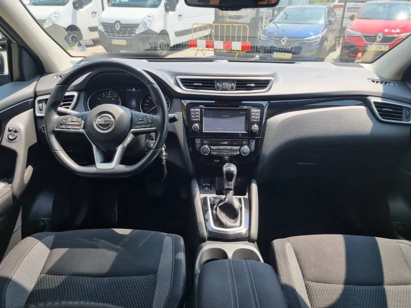 Nissan Qashqai 1.2 Image 7