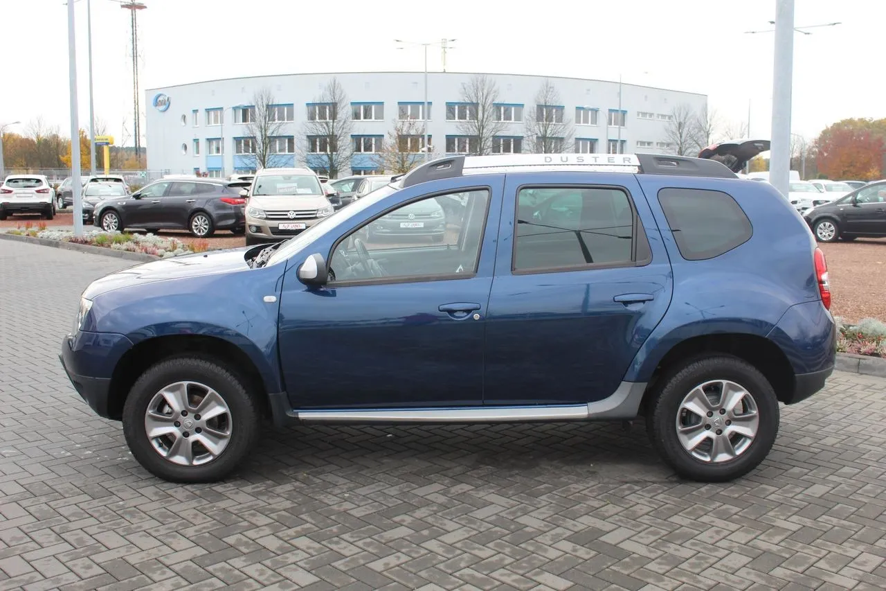 Dacia Duster 1.6 SCe Celebration 4x2...  Image 8