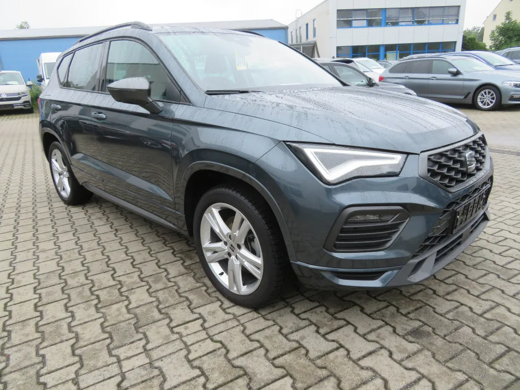 Seat Ateca 2.0 TSI DSG FR 4DRIVE*NAVI PLUS*BEATS*PANO Image 3