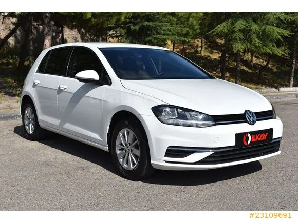 Volkswagen Golf 1.0 TSi Midline Plus Image 1