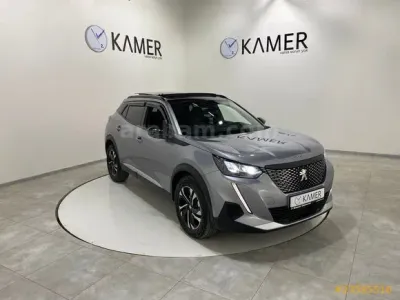 Peugeot 2008 1.2 PureTech Allure